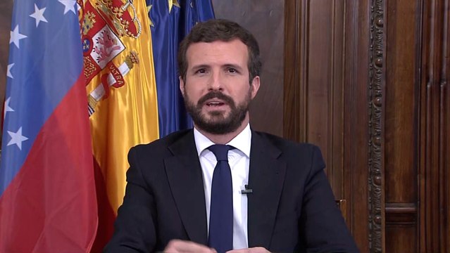 Casado acusa a Podemos de socavar los pilares de la democracia