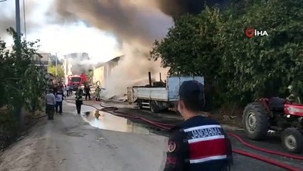 Lastik deposunda korkutan yangın