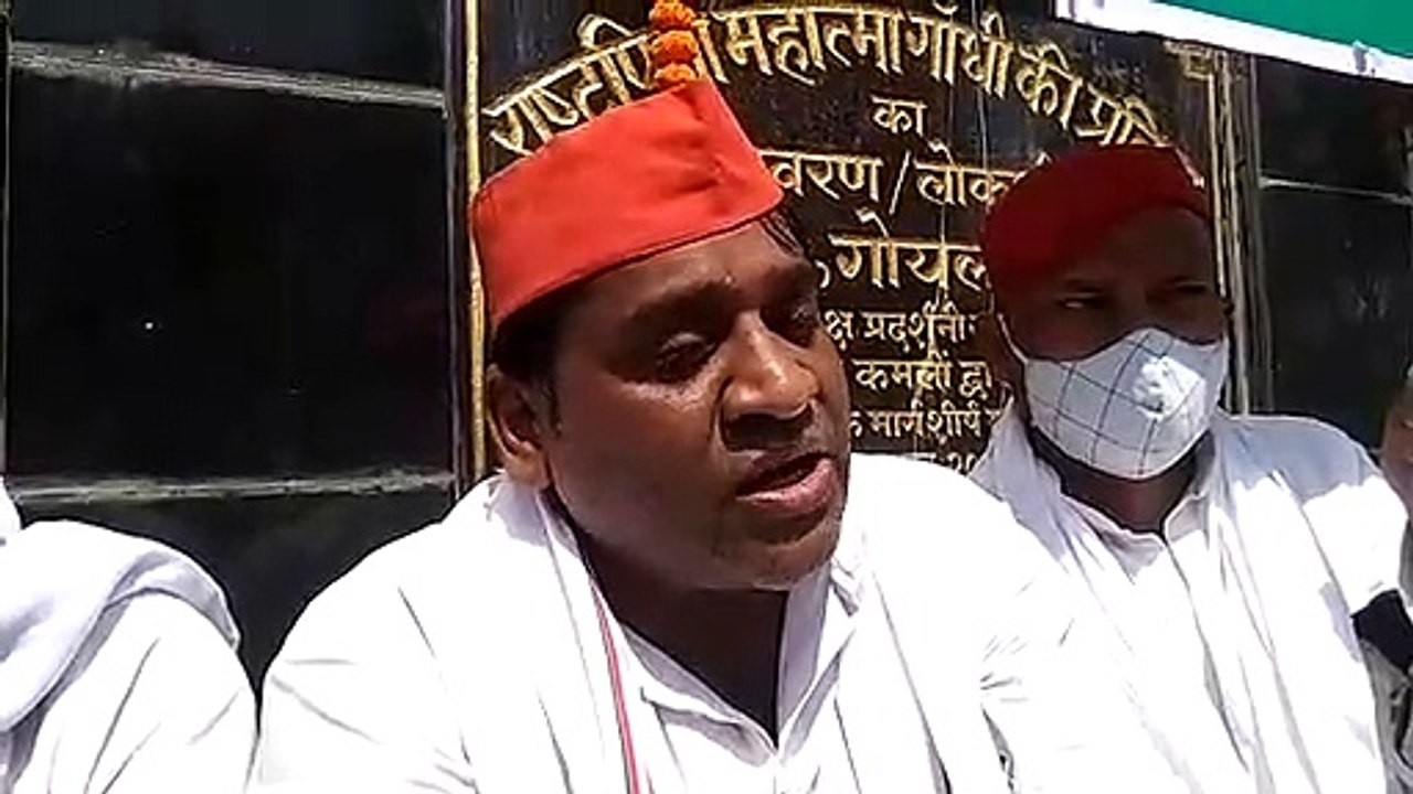 सपा जिला अध्यक्ष ने सरकार पर साधा निशाना