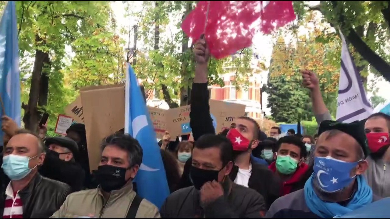 Çin protestosu - BRÜKSEL