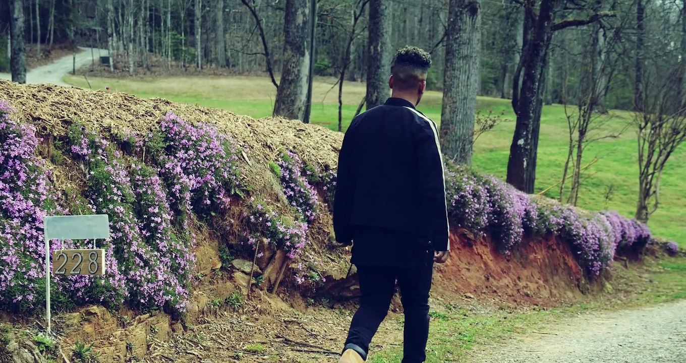Redimi2 - Todo Va a Estar Bien ft. Evan Craft