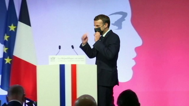 Макрон намерен создать во Франции просвещённый ислам