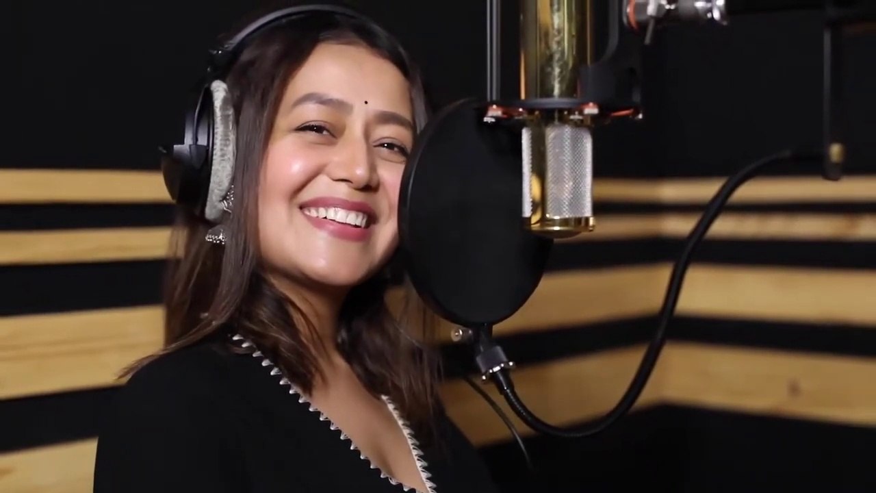 Maahi ve। Neha Kakkar। party mashup y n studio