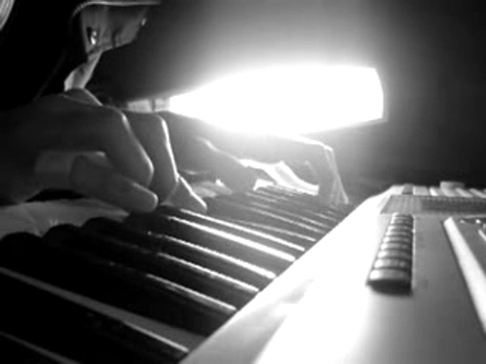 ALICIA KEYS - NO ONE