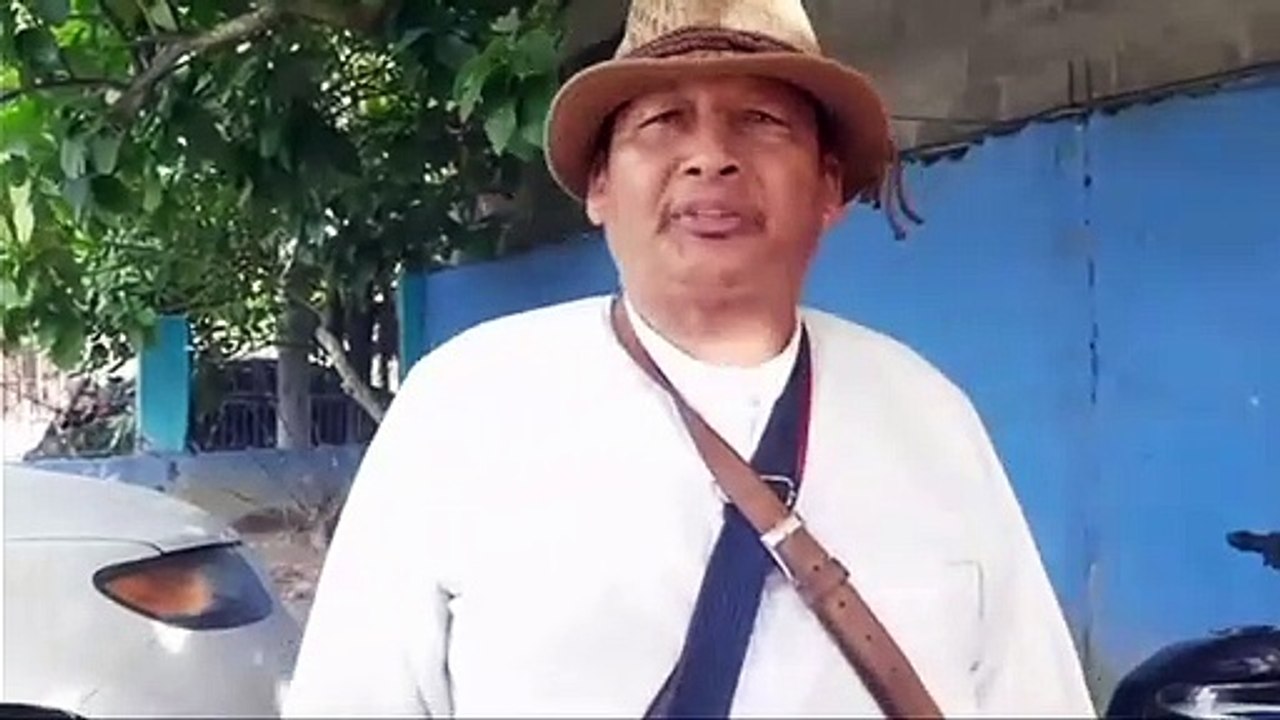 Herminio Juarez se va para la USA y el apostol santiago le da la bendicion
