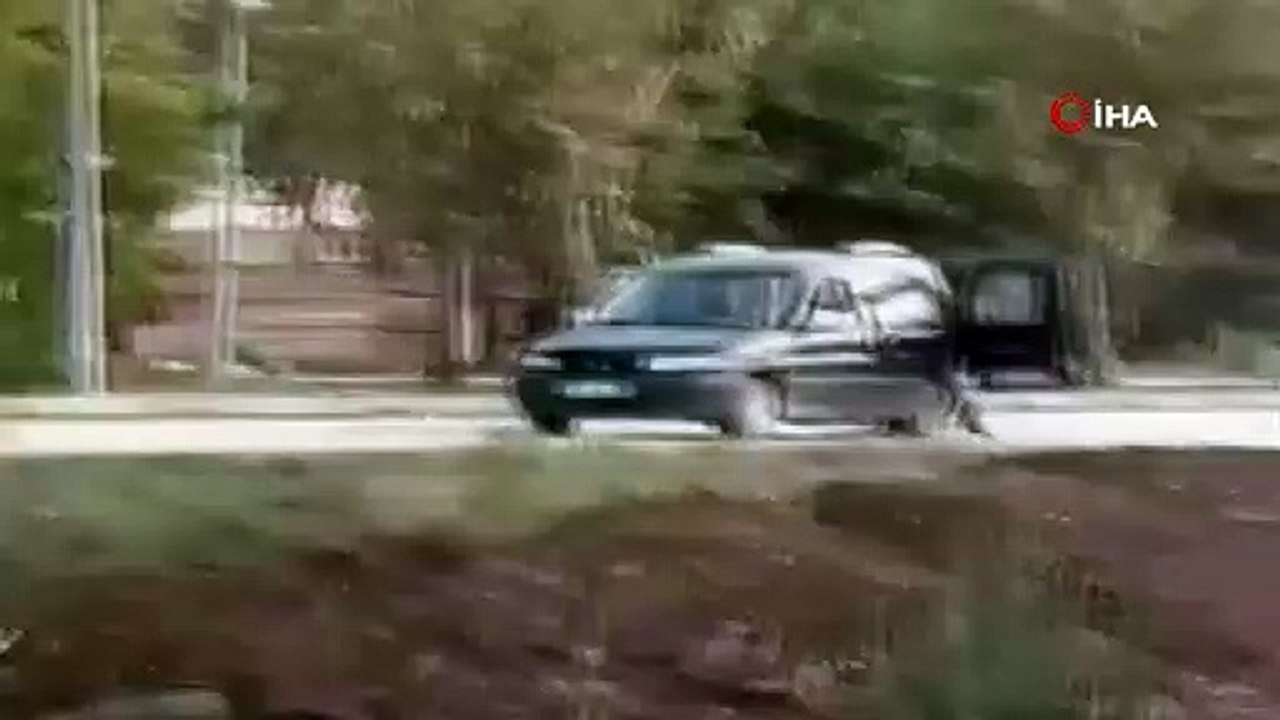 Belediye başkanından dereye moloz döken vatandaşa sosyal medyadan tepki