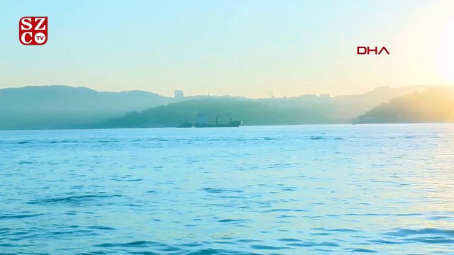 Boğaz’da arızalanan gemi sürüklendi