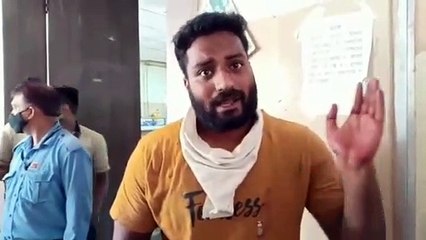 देखिए चाकूबाजी और हमले का लाइव वीडियो, पुलिस ने 2 आरोपियों को किया गिरफ्तार