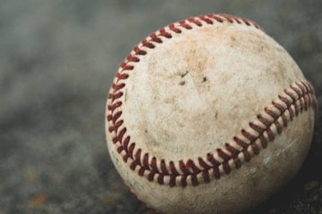 Alabama Grandpa Moves the Masses with Bucket of Old Baseballs