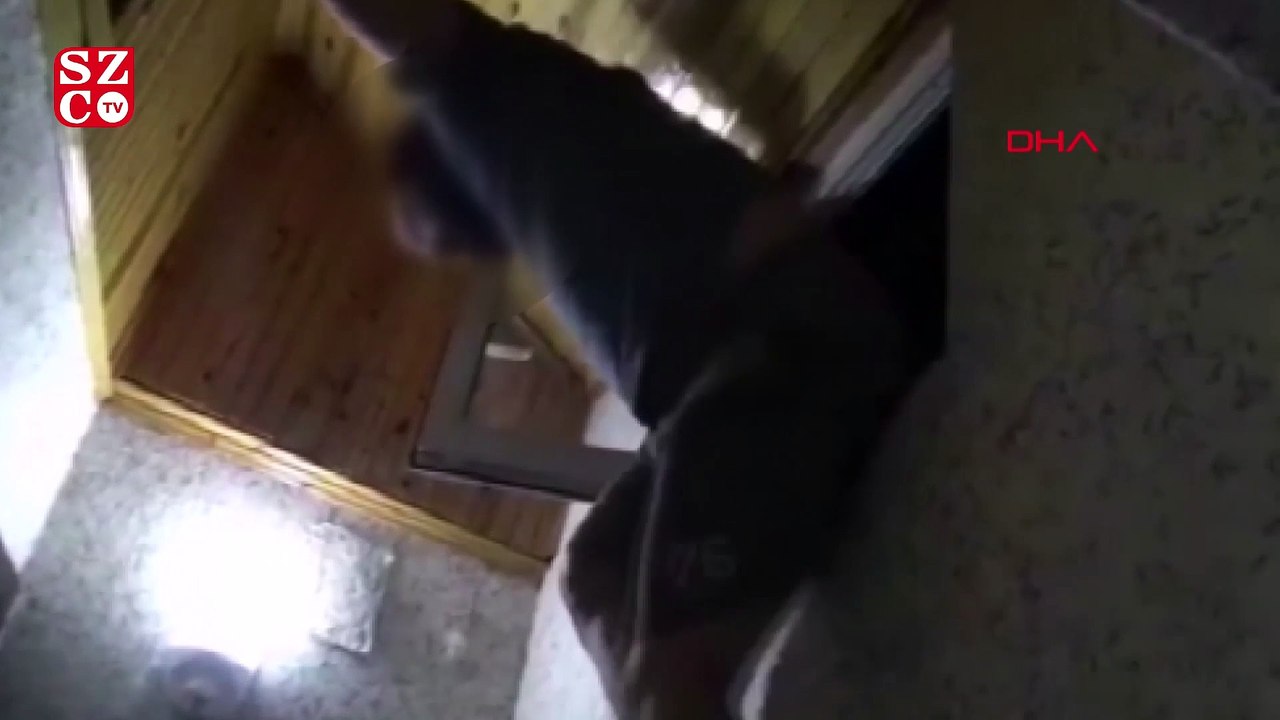 FETÖ şüphelileri hücre evdeki gizli bölmede yakalandı