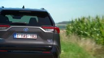 Le Toyota RAV4 Hybride Rechargeable affiche une autonomie électrique de 75 km