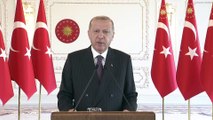 Cumhurbaşkanı Erdoğan: Gençlerimize 2053 vizyonlarını hayata geçirebilmeleri için büyük, güçlü ve zengin bir Türkiye bırakmakta kararlıyız - İSTANBUL
