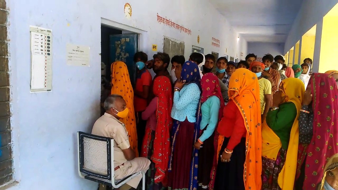 दूसरे चरण के मतदान में भी नहीं दिखी सतर्कता, सो...