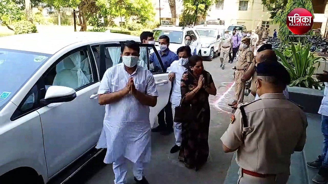 प्रभारी मंत्री-प्रभारी सचिव का दौरा : सीएमएचओ, पीएमओ और नगर परिषद कमिश्नर समेत कई कार्मिकों को चार्जशीट