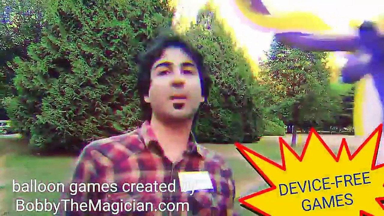 Physically-distanced balloon twisting entertainment, Vancouver Burnaby Coquutlam Richmond Surrey, BC.  "I did not expect it to be so much fun"  "i like it a lot."