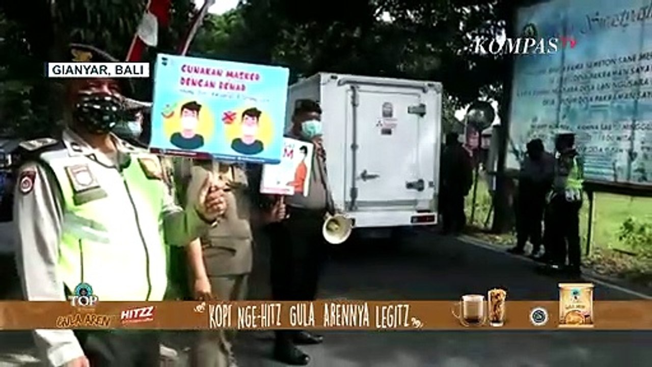 Mobil Masuk Selokan Coba Hindari Razia Masker di Gianyar Bali