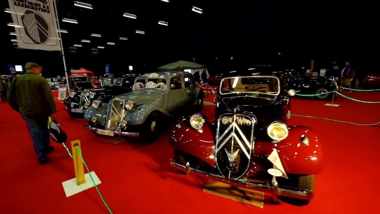 Rétromoteur à Ciney: 32° éditions du salon consacré aux véhicules anciens