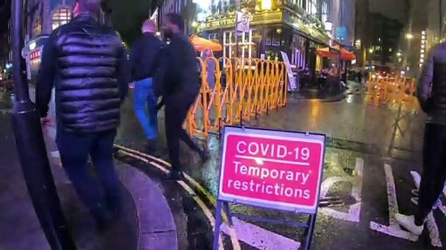 Londra, la movida e il Covid-19. Gran Bretagna tra proteste e restrizioni
