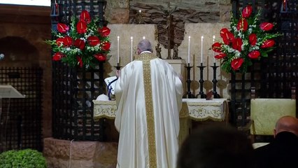 Papa firma en Asís su nueva encíclica sobre la fraternidad