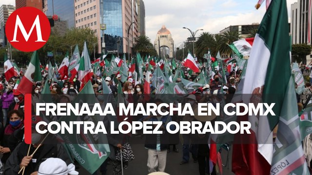 FRENAAA llega a Zócalo de CdMx; amplía plantón frente a Palacio Nacional