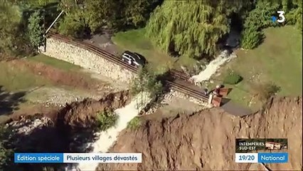 下载视频: Intempéries dans les Alpes-Maritimes : Regardez ces dizaines de maisons qui se retrouvent désormais en équilibre instable au bord des falaises