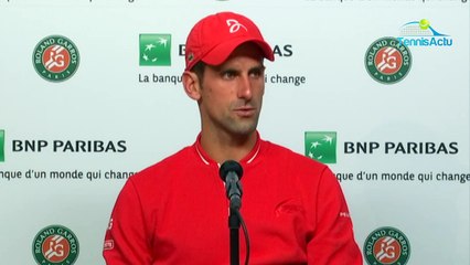Roland-Garros 2020 - Novak Djokovic : "Pouvez-vous me dire s'il y a une raison pour laquelle on doit garder les juges de ligne, mis à part la tradition de ce sport"