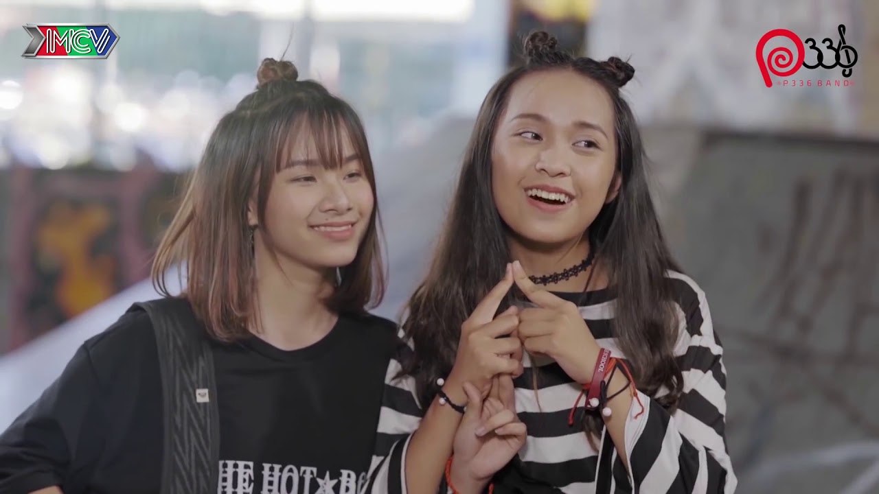 Dùng danh nghĩa bạn bè để yêu một người...là hành động vừa dũng cảm vừa yếu đuối