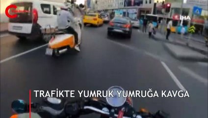İstanbul’un göbeğinde yumruklu trafik kavgası kamerada