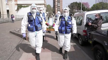 شاهد: مراسم حج افتراضية لكاثوليك الأرجنتين بسبب كوفيد-19