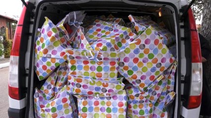 Εκατοντάδες παιδικά χαμόγελα χάρισε σε πλημμυροπαθείς περιοχές ο Μητροπολίτης Φθιώτιδος Συμεών