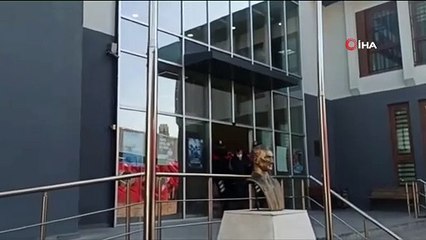 Polisin şüphe üzerine durdurduğu taksiden uyuşturucu çıktı