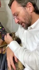 Fahrettin Altun'u hiç böyle görmediniz...