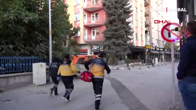 Ortalığı birbirine kattı... Balkondan atlamaya çalıştı, hastaneden kaçtı, kafe tuvaletinde yakalandı!