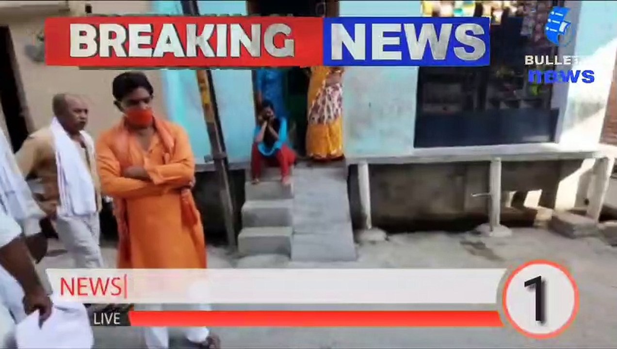 भरथना के वार्ड नंबर 22 में सभासद ने खुद की मोहल...