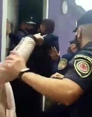 Agresión policial a la organización Barrios de Pie