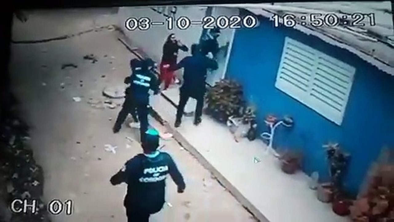 Represión policial en Villa Lonja