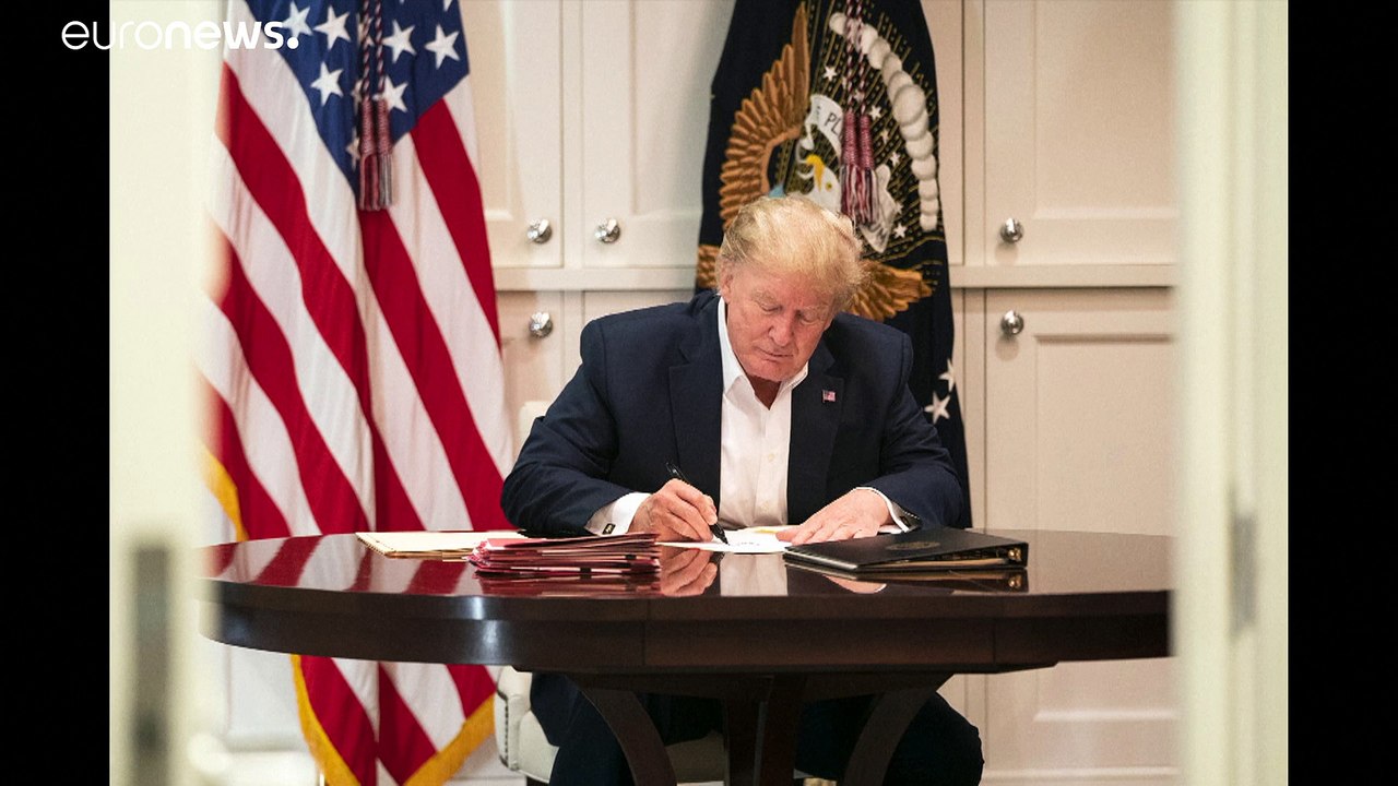 Trump zeigt sich Anhängern vor Walter Reed Hospital