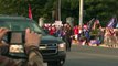 Trump sai de carro do hospital para cumprimentar apoiadores