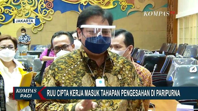 Mahfud MD: Yang Tak Setuju UU Cipta Kerja Bisa ke Mahkamah Konstitusi