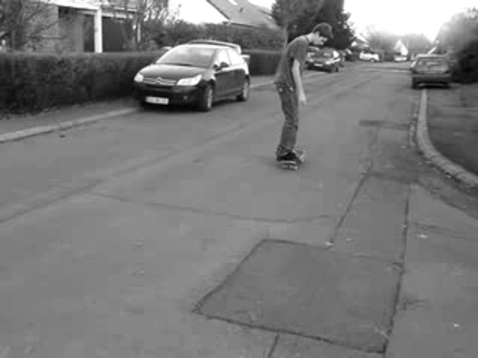 Fakie Flip Front