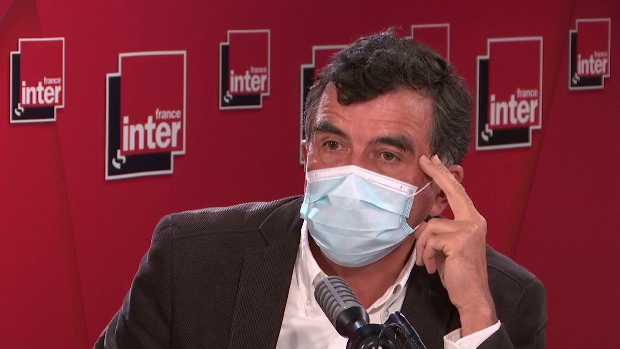 "Rassuristes" - Pour Arnaud Fontanet, membre du conseil scientifique, "à l'échelle internationale, ces positions-là sont minoritaires"