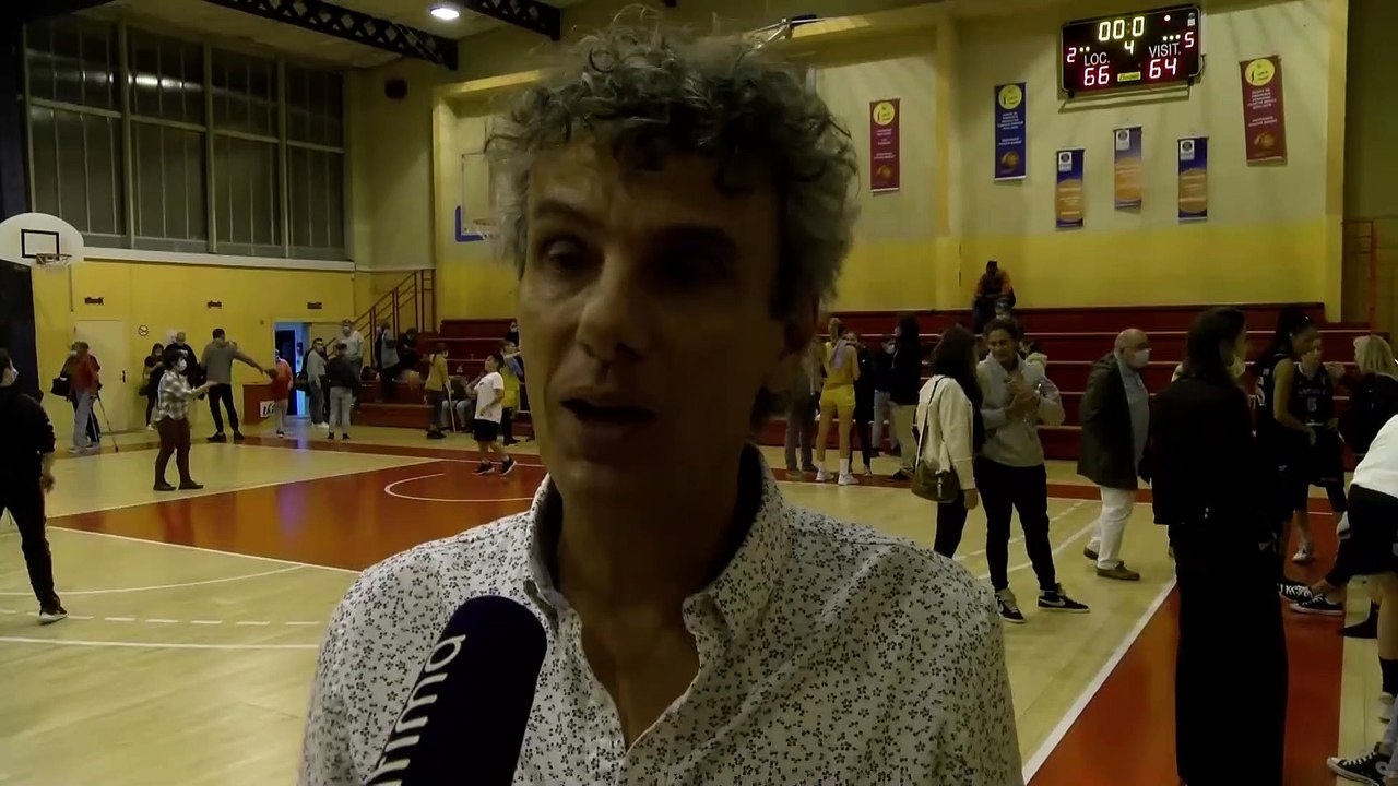 Vincent Bousgarbies coach du SMUC après la défaite à Martigues Sport Basket