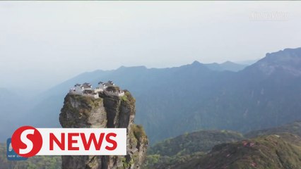 Breathtaking view of China's Mount Fanjing