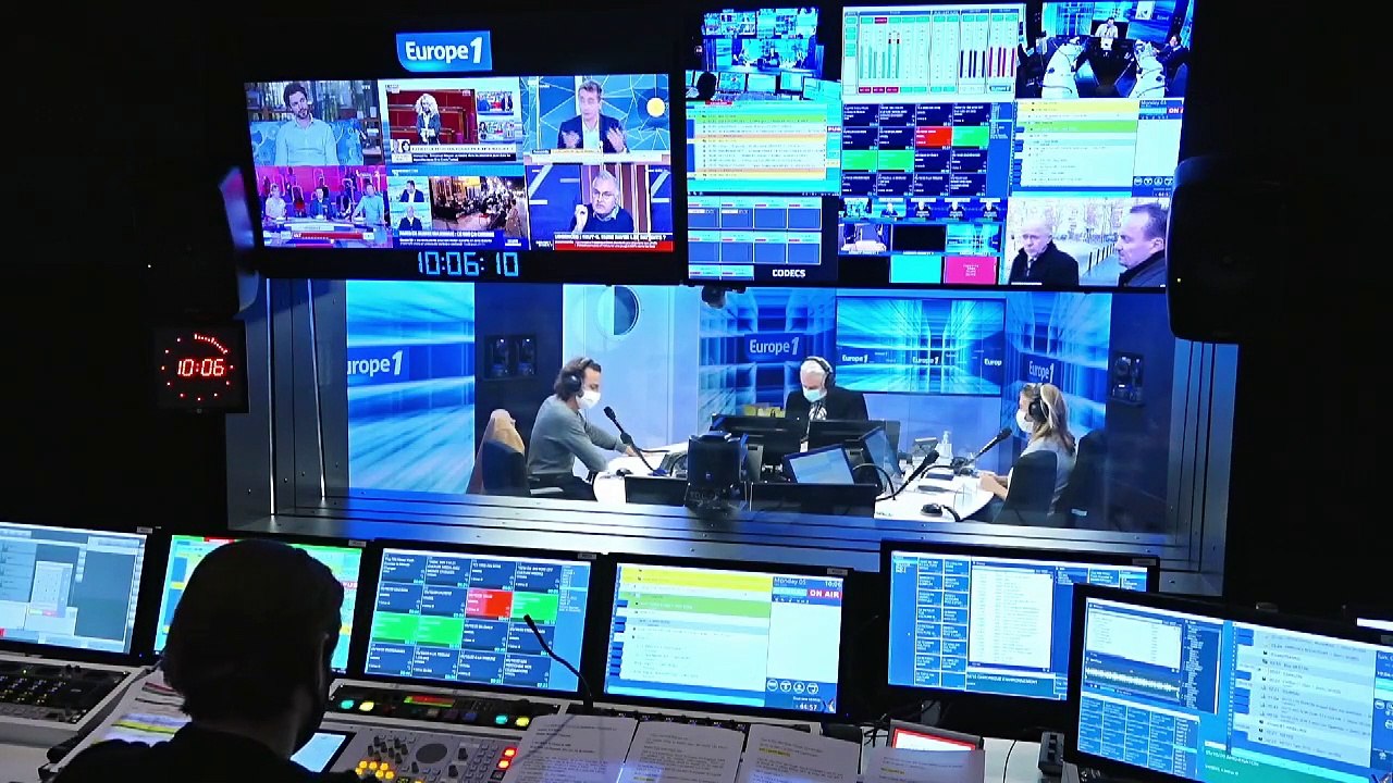 "Émilie in Paris" sur Netflix : les plus beaux clichés français