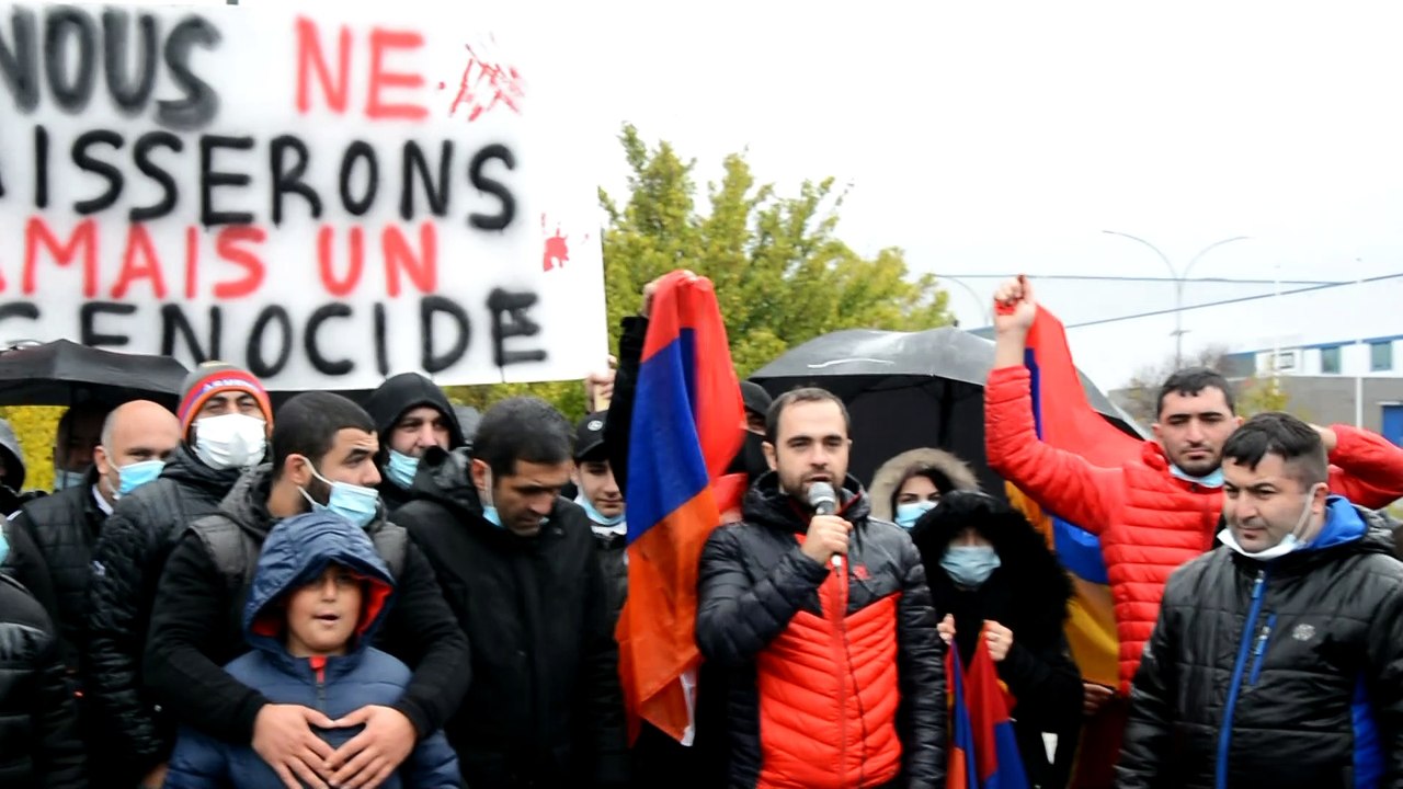 Manifestation Arménie sur le Point Triple