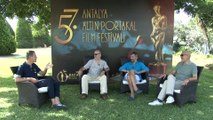 57. Antalya Altın Portakal Film Festivali, 'Kar Kırmızı' ve Ölü Ekmeği' filmleri ile başladı