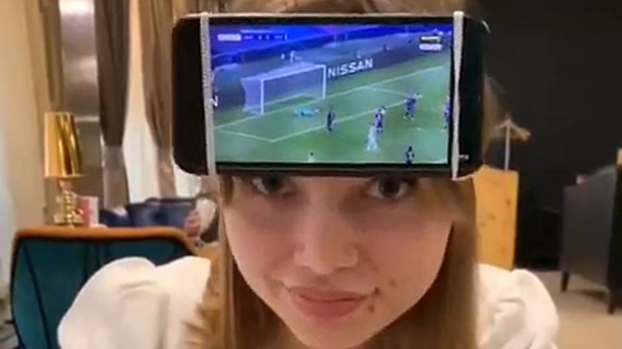 Regarder un match de foot pendant un rancard