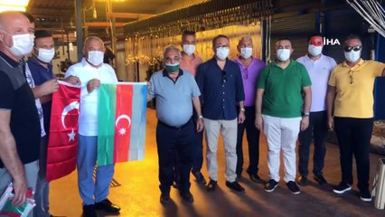 ALTSO destek için esnafa Azerbaycan ve Türk bayrakları dağıttı