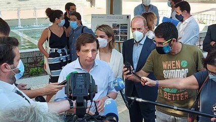 Loreto Sordo y Almeida inauguran la plaza Francisco Ruano Usera