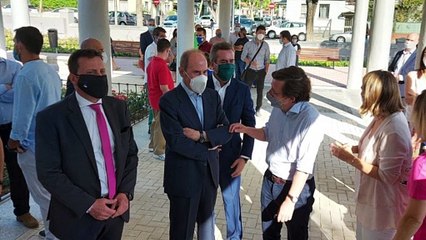 Jose Luis Martinez-Almeida Loreto Sordo inauguración plaza Francisco Ruano